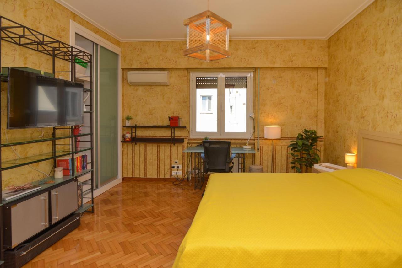 Athens Stylish Studio In Front Of Syntagma Metro Stop For 2 Exterior photo
